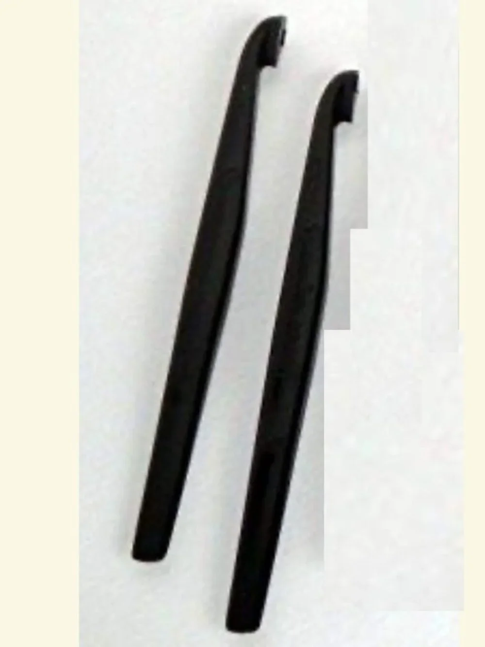 2 Tupperware Citrus Peelers #727 in Black for Peeling Oranges Grapefruit Vintage